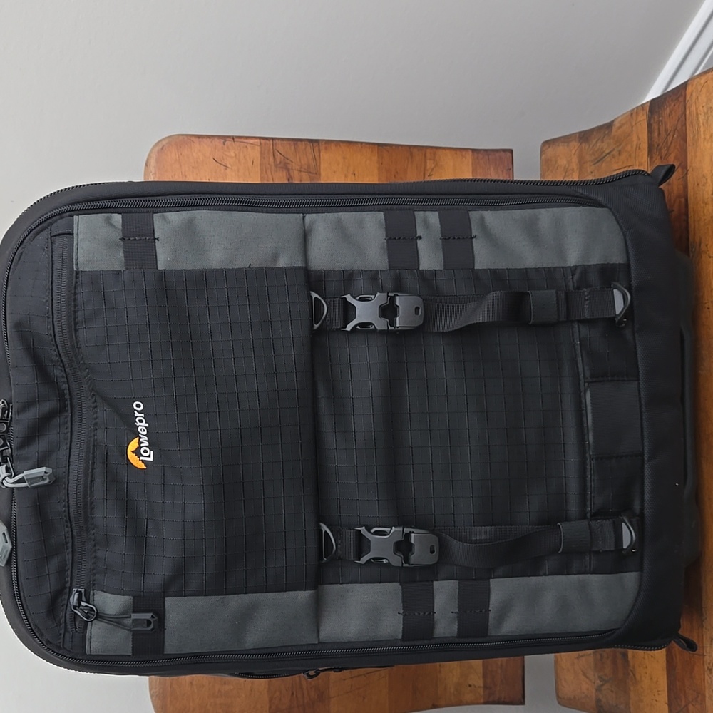 LOWEPRO PRO TREKKER RLX 450 AW II PHOTOGRAPHER'S BACKPACK CARRYON WHEEL LUGGAGE - Picture 15 of 16